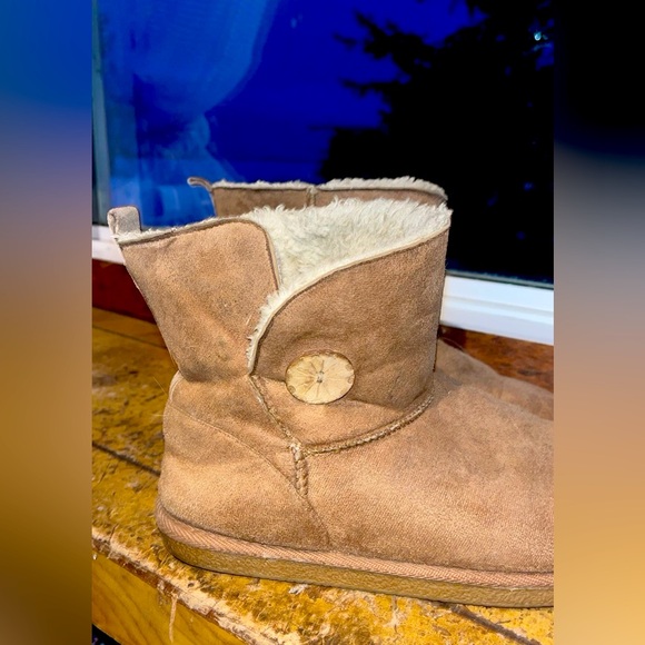 🩵🤍❄️Dream, similar to UGG, Boots❄️🤍🩵 - Picture 1 of 6